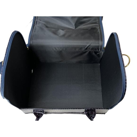 SeneGence Luxury Tiered Faux Croc Vegan Leather Travel Cosmetic Case - Picture 5 of 10